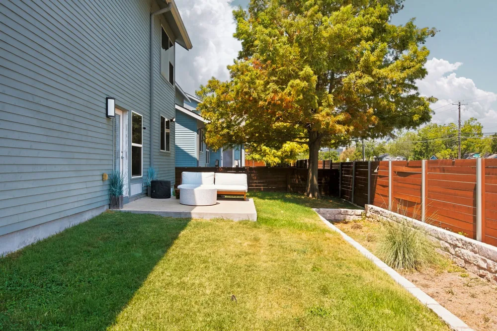301 W Stassney Lane #5 Austin, TX 78745
