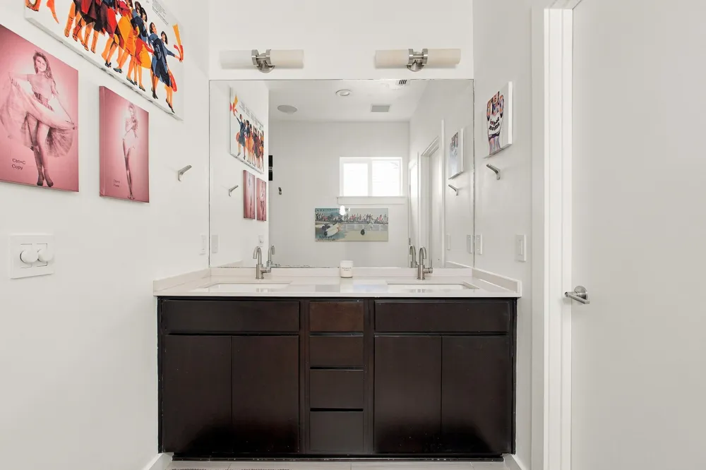 301 W Stassney Lane #5 Austin, TX 78745