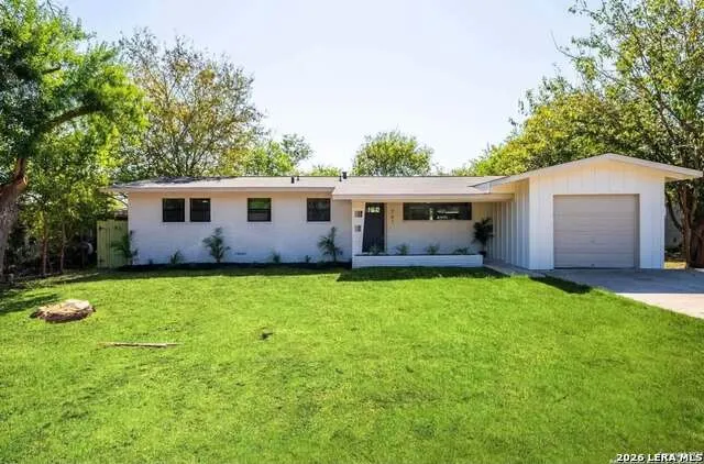 741 PERRYMAN ST New Braunfels, TX 78130