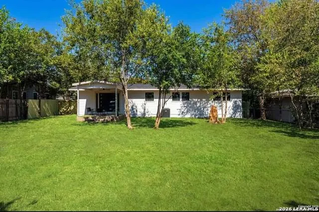 741 PERRYMAN ST New Braunfels, TX 78130
