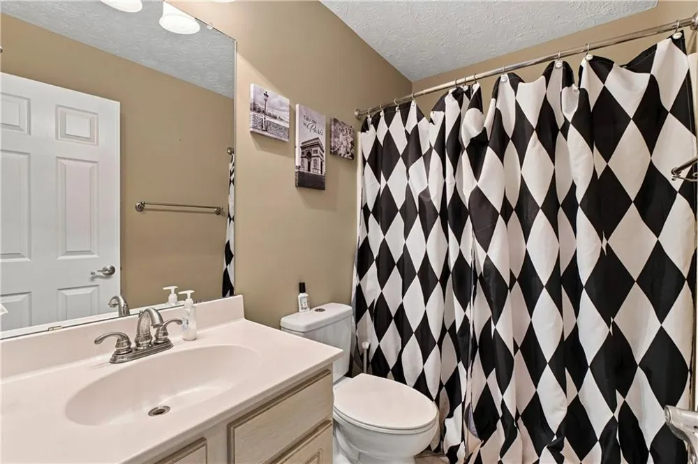2835 Dominion Walk Lane Snellville, GA 30078