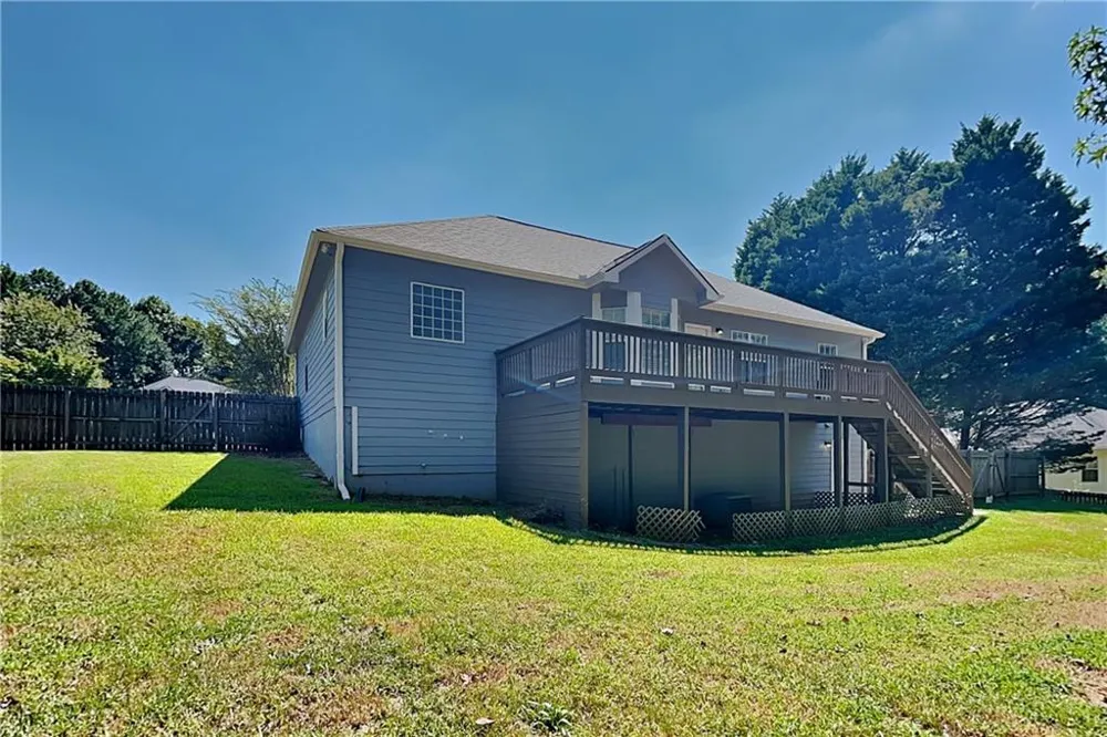 112 Hickory View Lane Acworth, GA 30101
