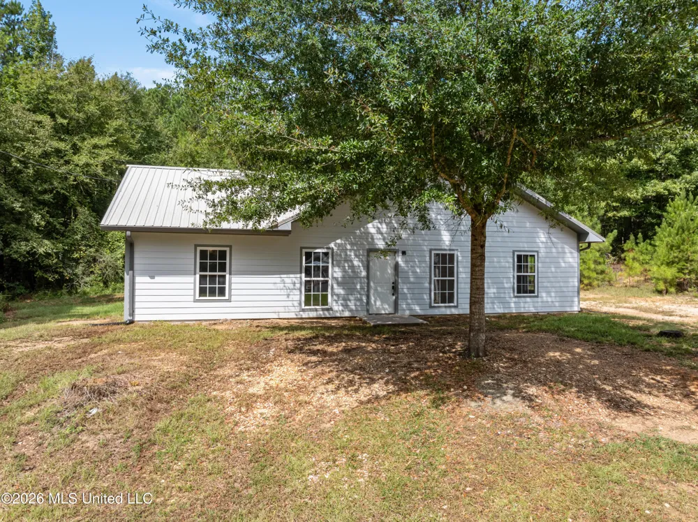 1631 NW Fairman Lane Brookhaven, MS 39601