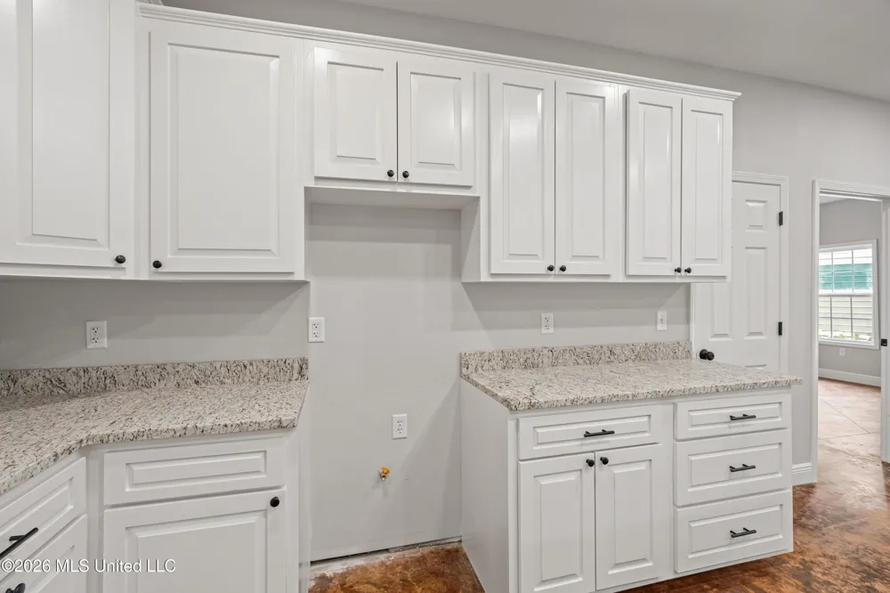 1631 NW Fairman Lane Brookhaven, MS 39601