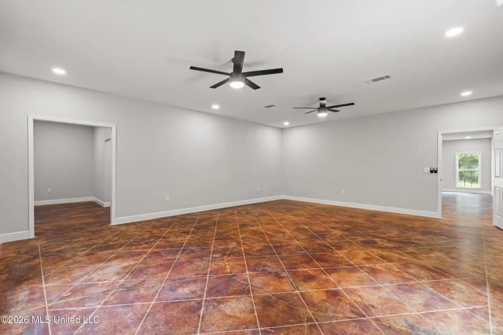 1631 NW Fairman Lane Brookhaven, MS 39601
