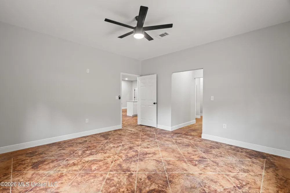 1631 NW Fairman Lane Brookhaven, MS 39601