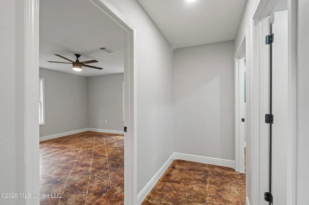1631 NW Fairman Lane Brookhaven, MS 39601