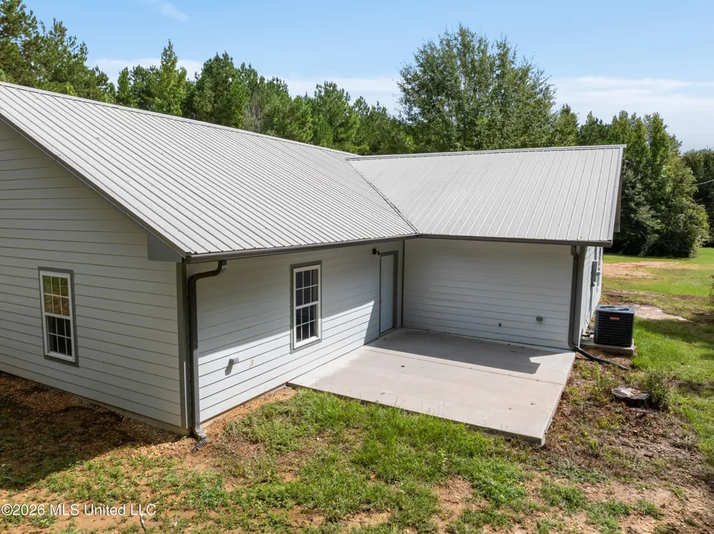 1631 NW Fairman Lane Brookhaven, MS 39601