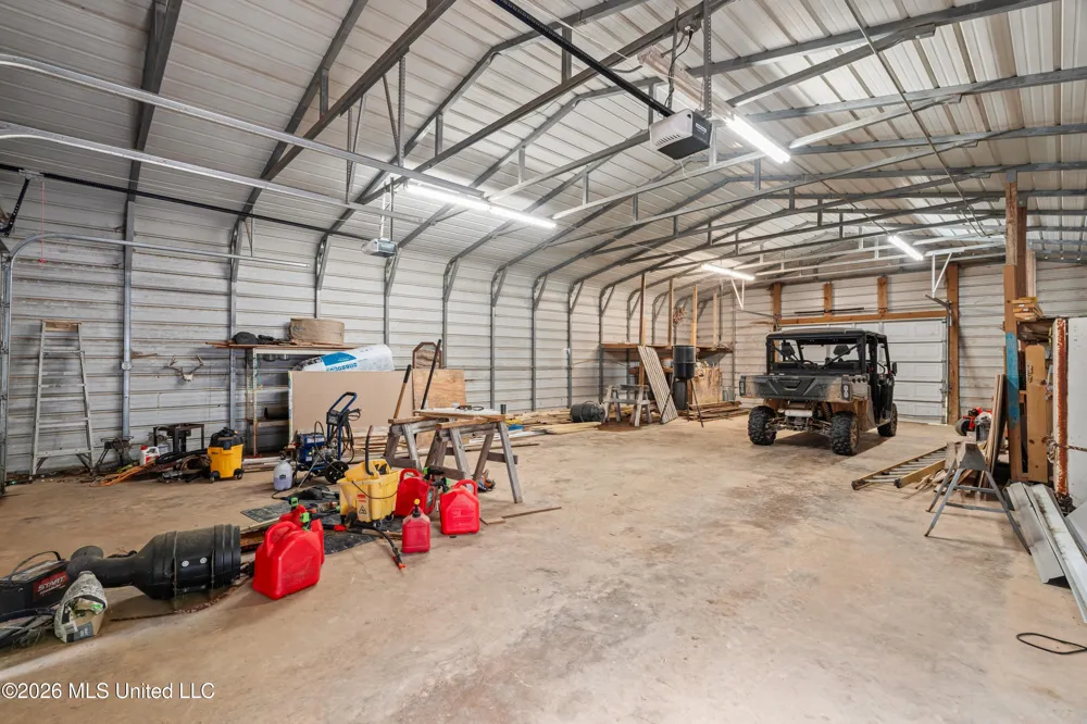 1631 NW Fairman Lane Brookhaven, MS 39601
