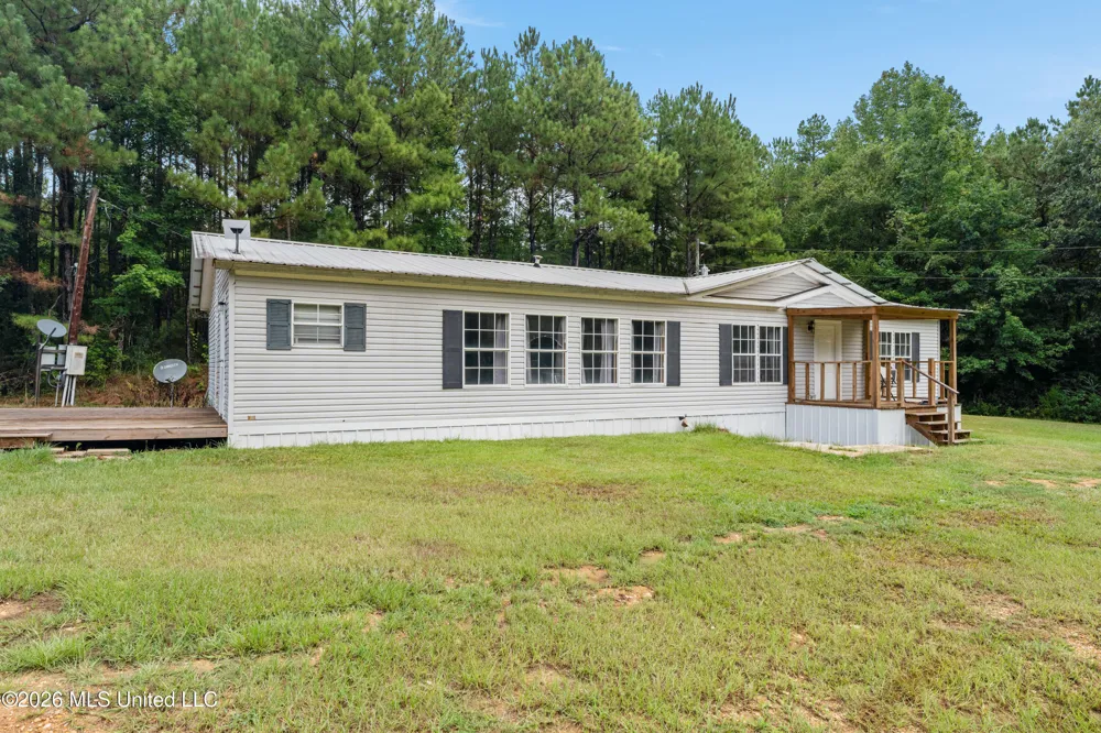 1631 NW Fairman Lane Brookhaven, MS 39601