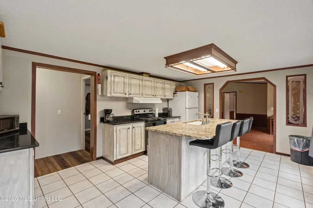 1631 NW Fairman Lane Brookhaven, MS 39601