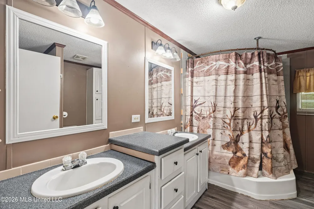 1631 NW Fairman Lane Brookhaven, MS 39601