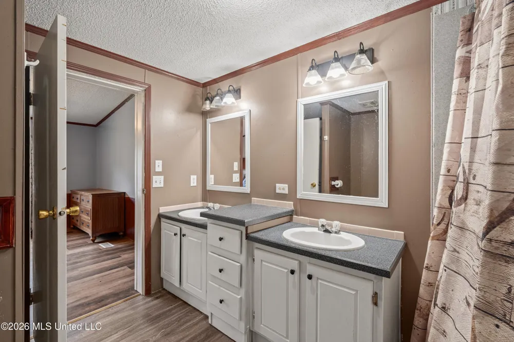 1631 NW Fairman Lane Brookhaven, MS 39601