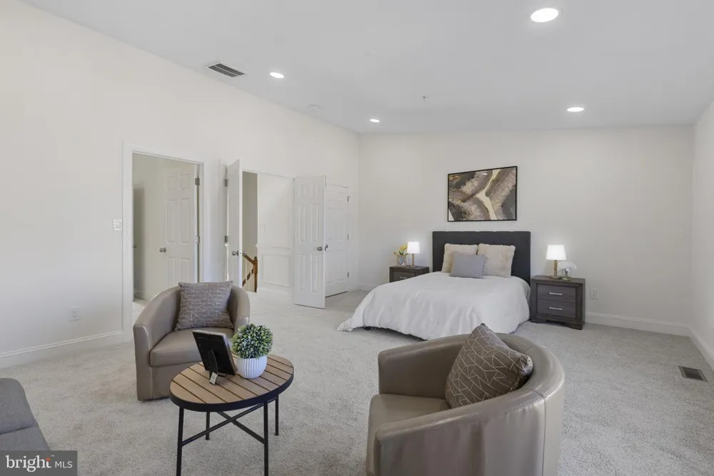1256 DOCKSIDE CIRCLE Baltimore, MD 21224