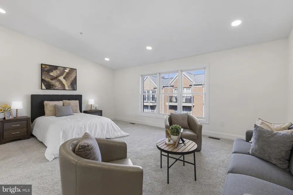 1256 DOCKSIDE CIRCLE Baltimore, MD 21224