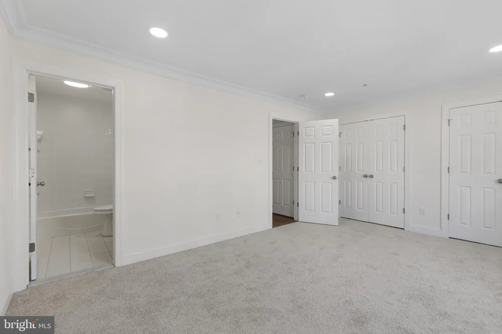 1256 DOCKSIDE CIRCLE Baltimore, MD 21224