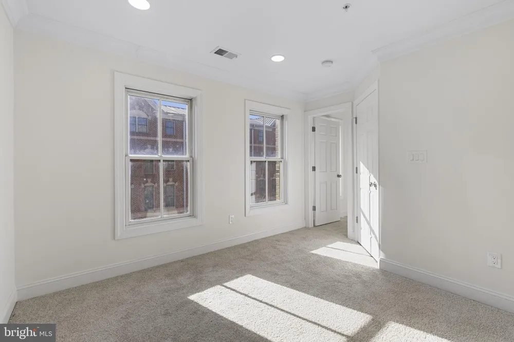 1256 DOCKSIDE CIRCLE Baltimore, MD 21224