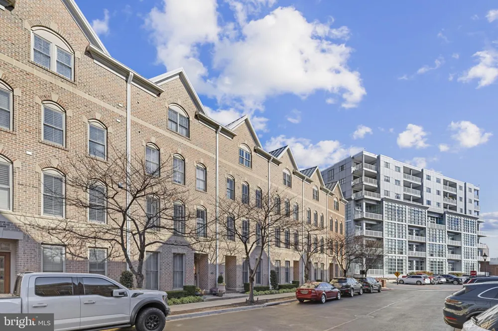 1256 DOCKSIDE CIRCLE Baltimore, MD 21224