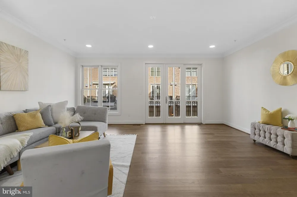 1256 DOCKSIDE CIRCLE Baltimore, MD 21224