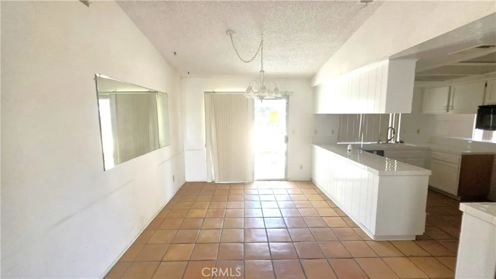 36841 96th E Littlerock, CA 93543