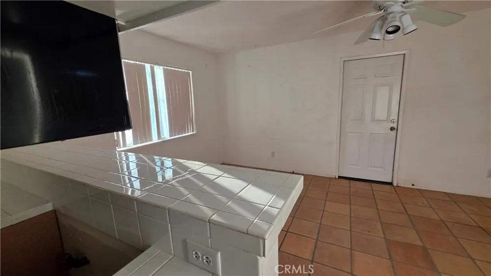 36841 96th E Littlerock, CA 93543