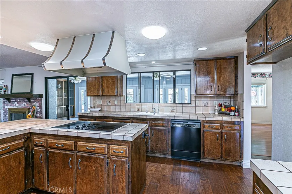 1322 Charlotte Drive Santa Maria, CA 93454
