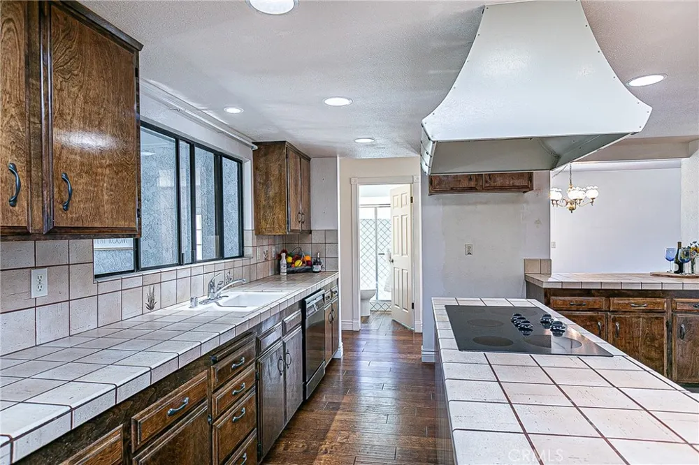 1322 Charlotte Drive Santa Maria, CA 93454