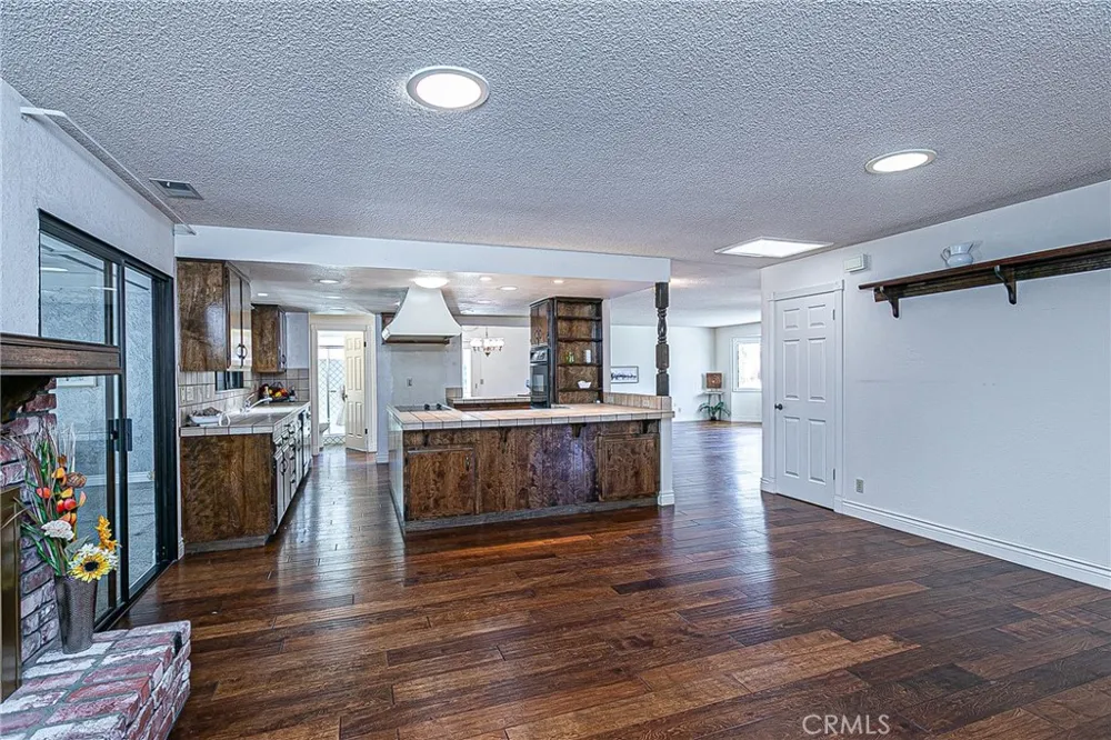 1322 Charlotte Drive Santa Maria, CA 93454