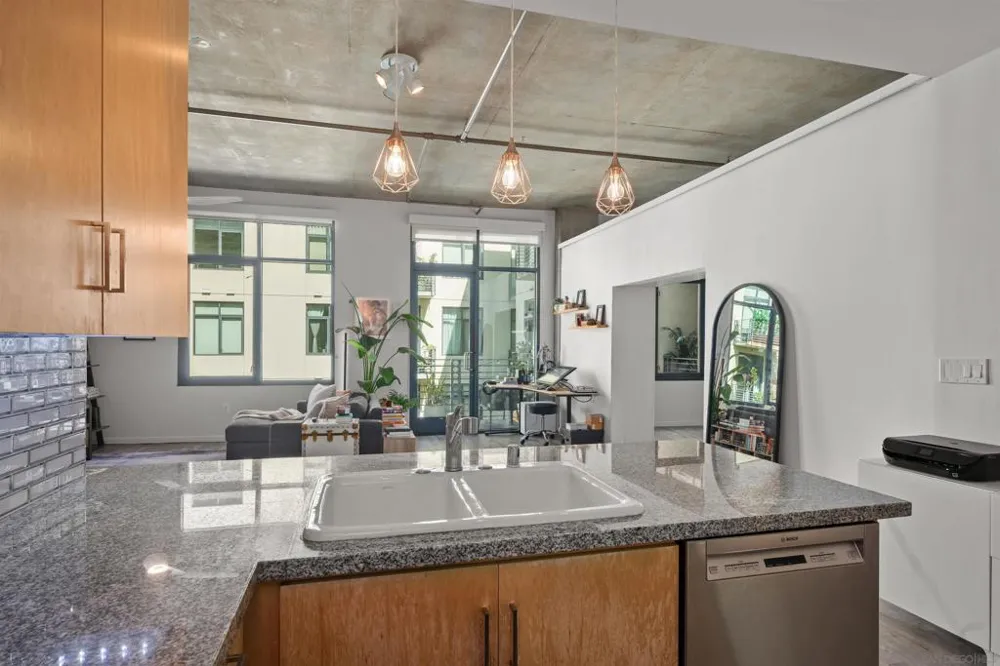 1050 Island Ave. #621 San Diego, CA 92101