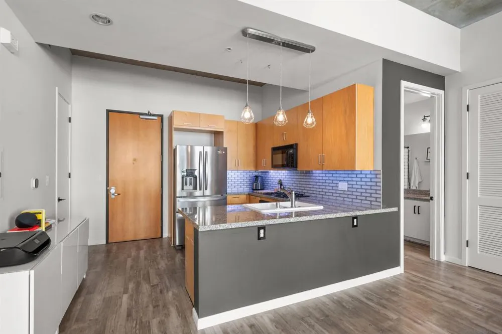 1050 Island Ave. #621 San Diego, CA 92101
