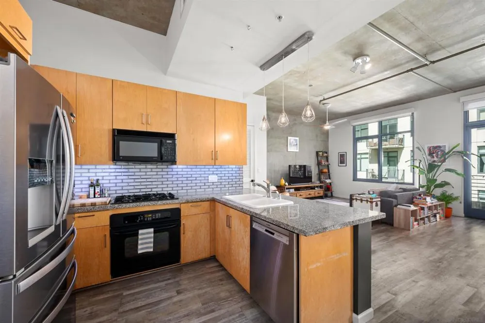 1050 Island Ave. #621 San Diego, CA 92101