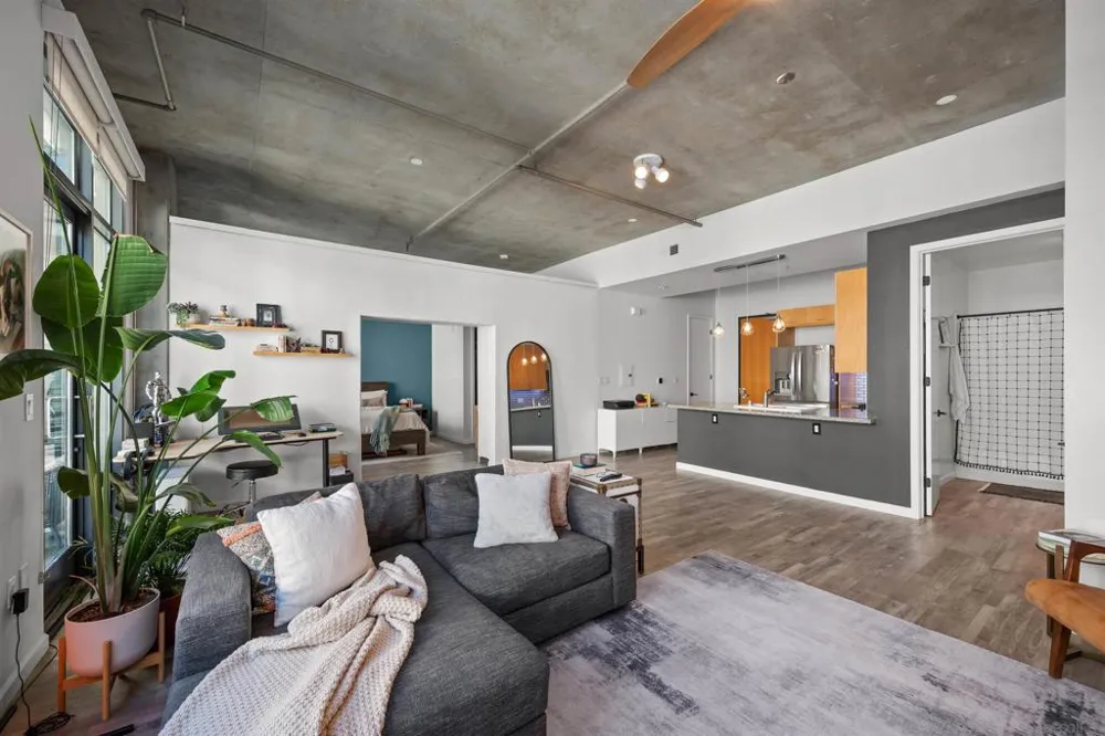 1050 Island Ave. #621 San Diego, CA 92101