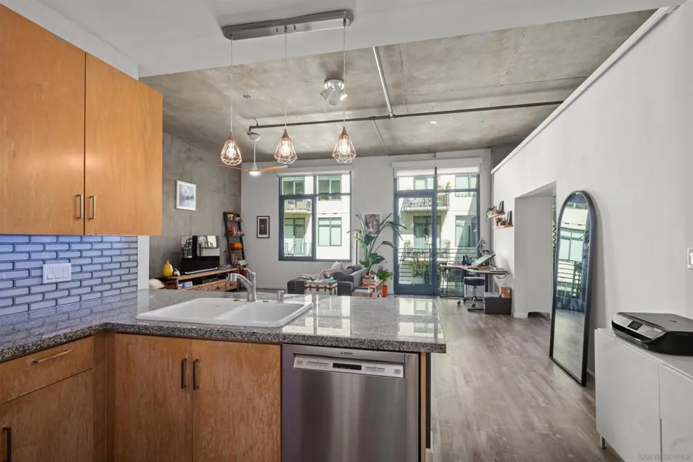 1050 Island Ave. #621 San Diego, CA 92101