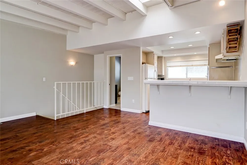 2219 Curtis #C Redondo Beach, CA 90278
