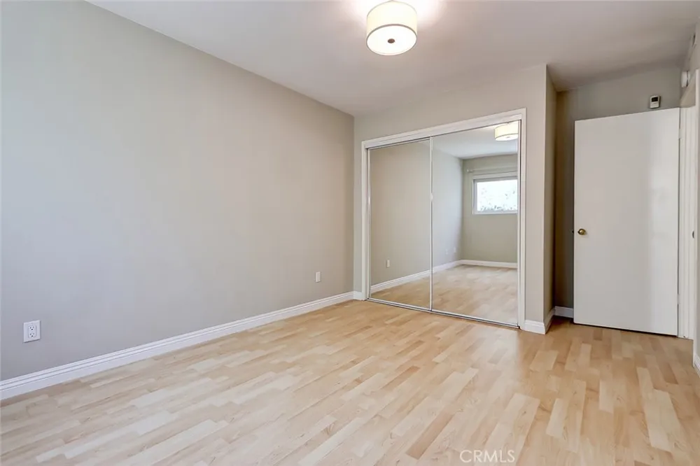 2219 Curtis #C Redondo Beach, CA 90278