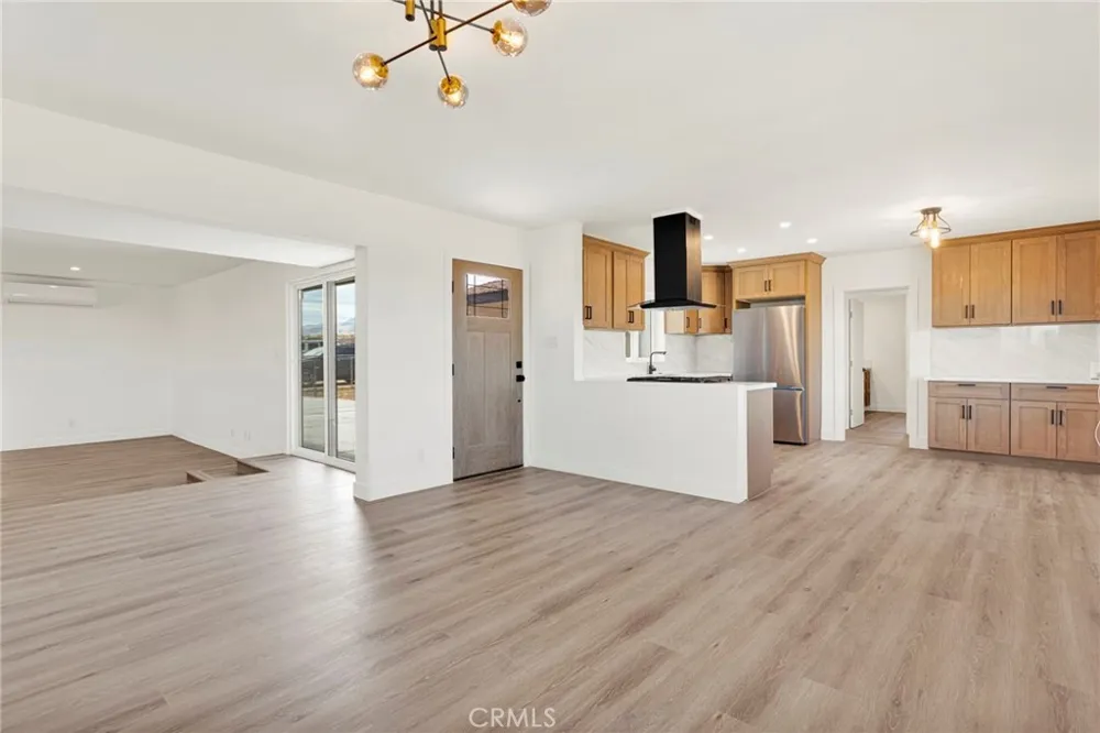 10675 Joshua Apple Valley, CA 92308