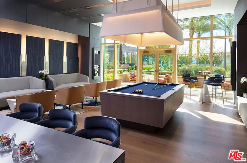 877 Francisco Street #607 Los Angeles, CA 90017
