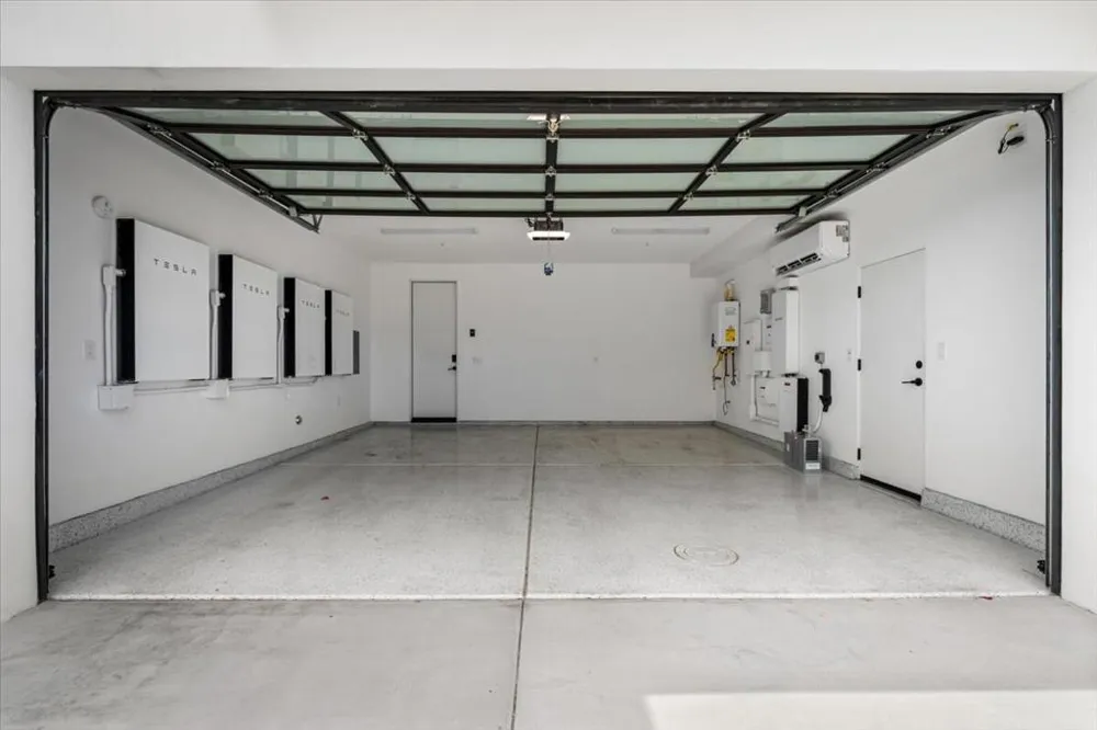 161 Holliday Way Palm Springs, CA 92262