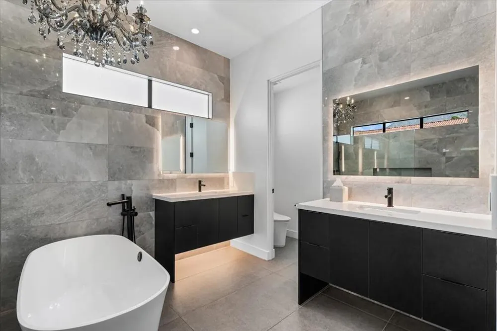 161 Holliday Way Palm Springs, CA 92262