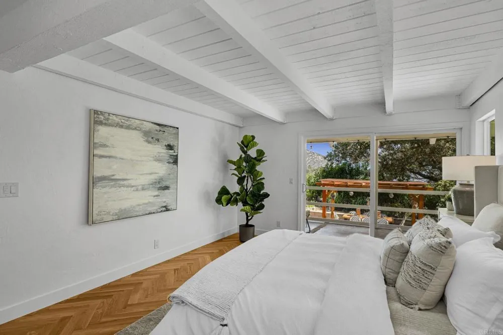 9419 Mount Israel Road Escondido, CA 92029
