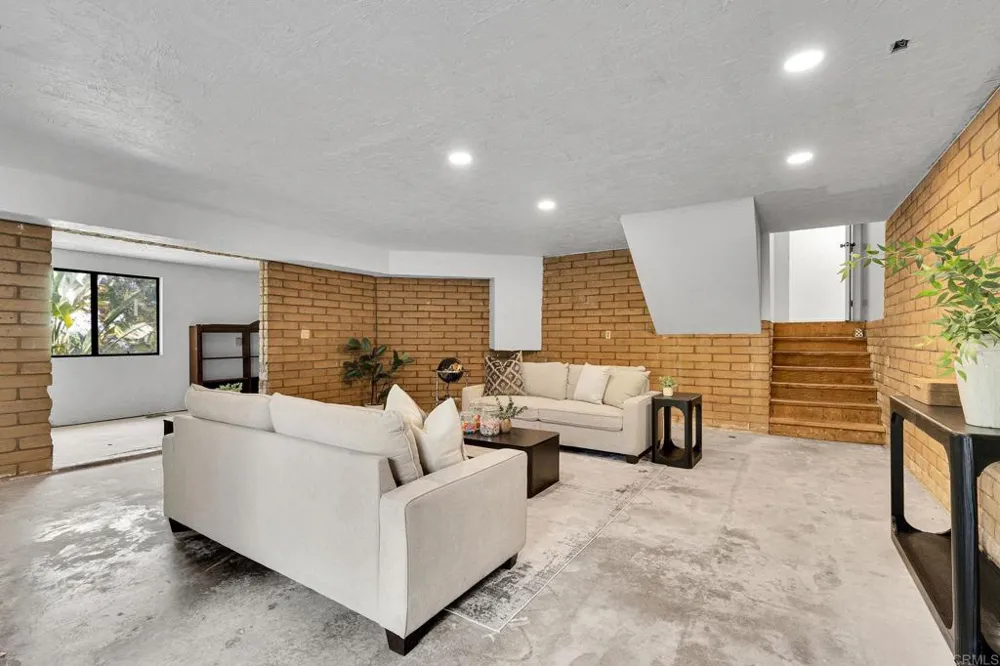 9419 Mount Israel Road Escondido, CA 92029