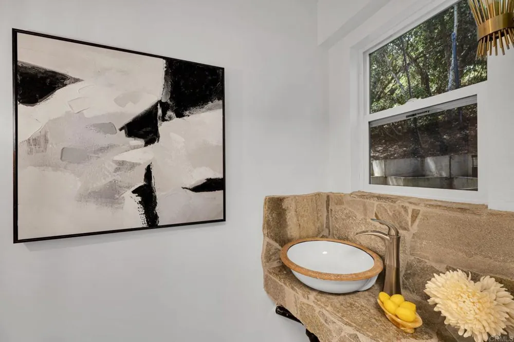 9419 Mount Israel Road Escondido, CA 92029