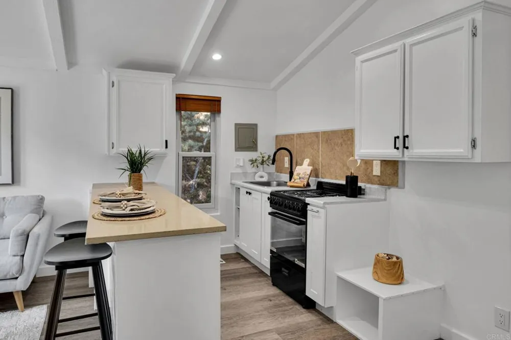 9419 Mount Israel Road Escondido, CA 92029