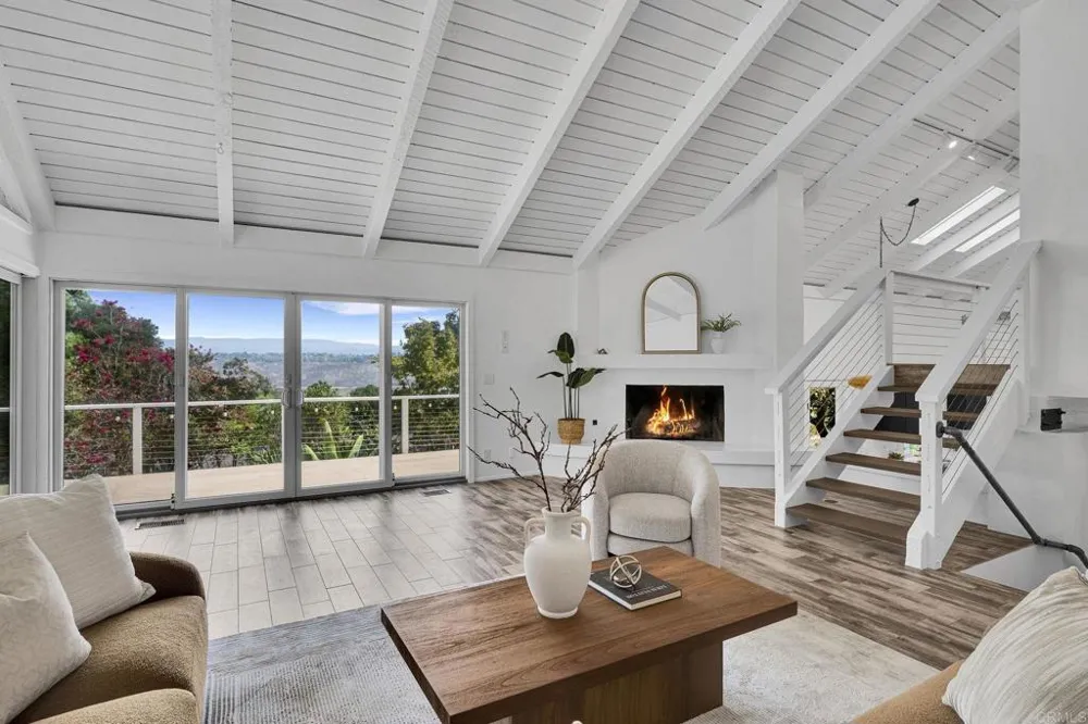 9419 Mount Israel Road Escondido, CA 92029