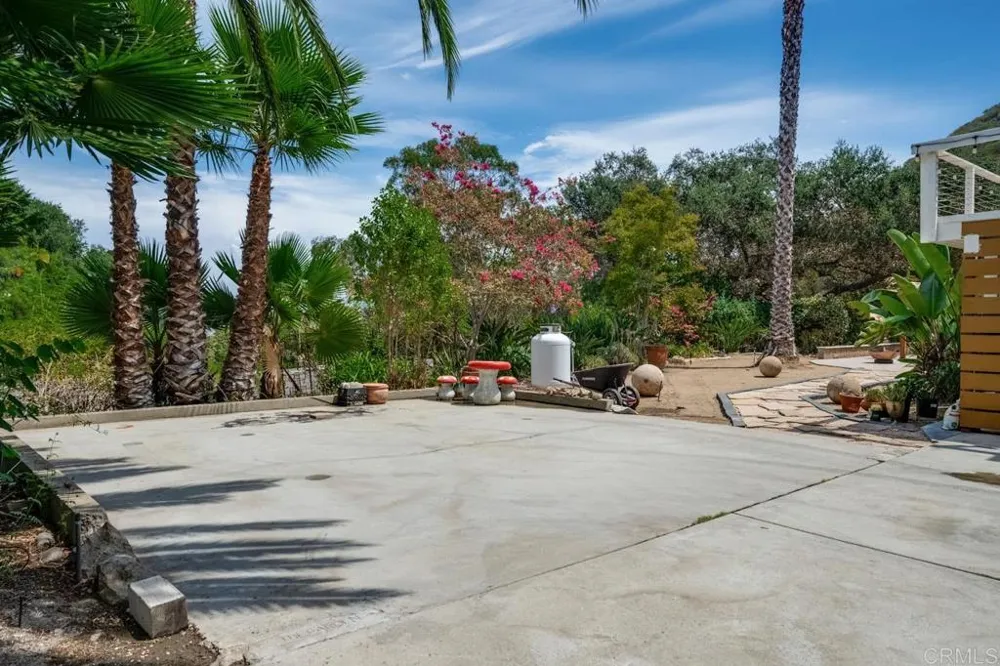 9419 Mount Israel Road Escondido, CA 92029