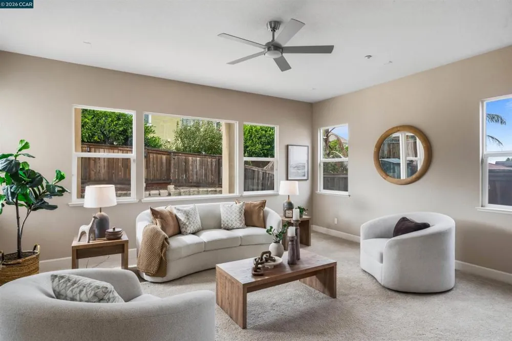 4990 Ridgefield Cir Fairfield, CA 94534