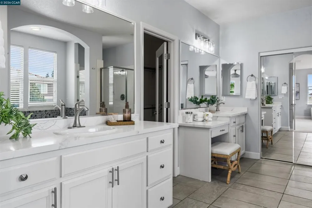4990 Ridgefield Cir Fairfield, CA 94534