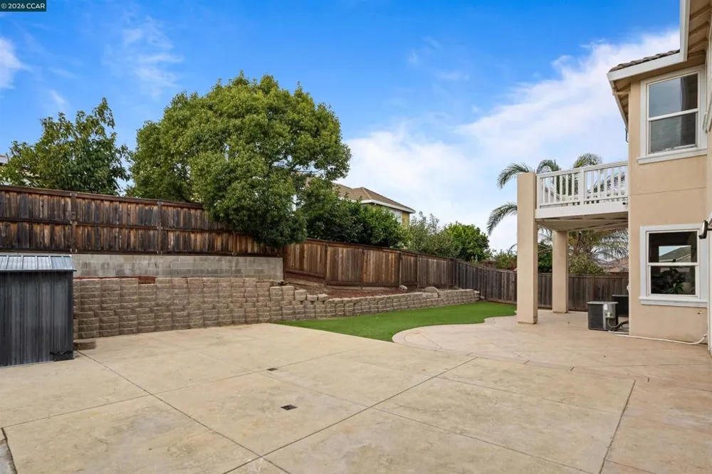 4990 Ridgefield Cir Fairfield, CA 94534