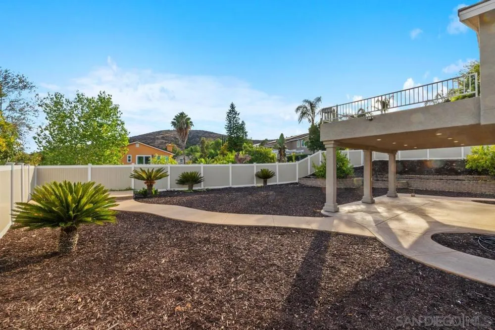 9910 Mollie Santee, CA 92071