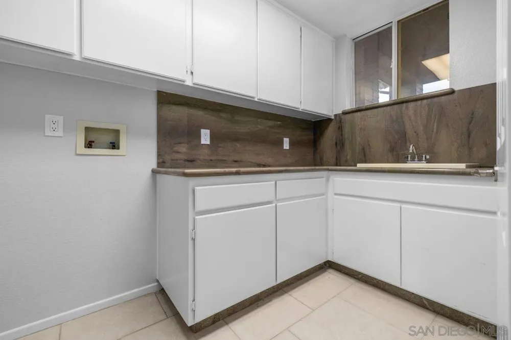 9910 Mollie Santee, CA 92071